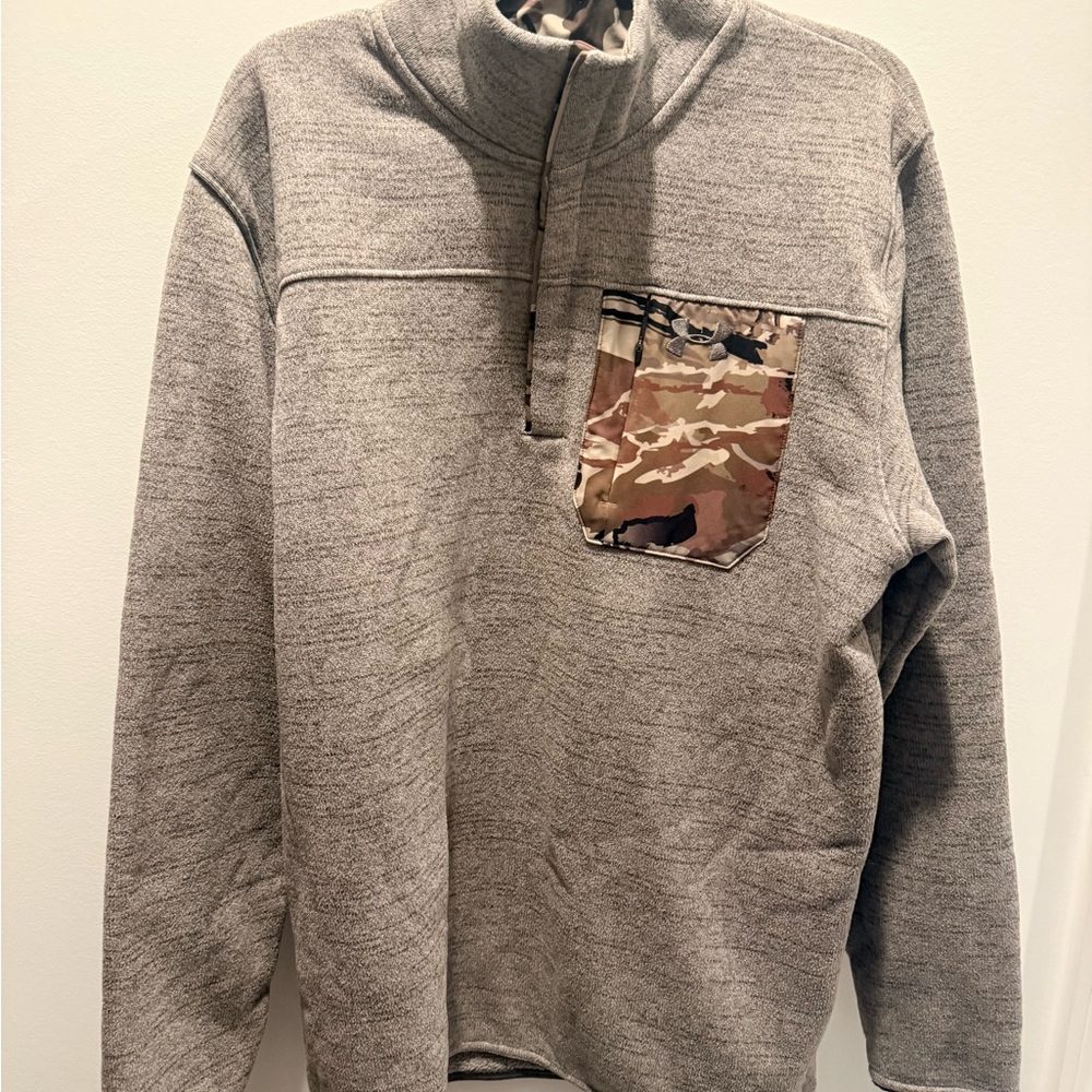 Under Armour Gray Performance Jacket with Camouflage Pocket